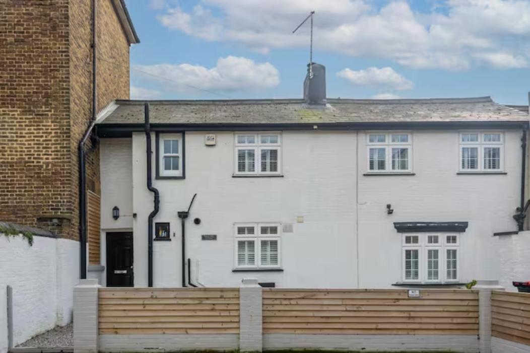 Two Bedroom Private Cottage With Private Parking Just By The Sea Herne Bay Exterior foto